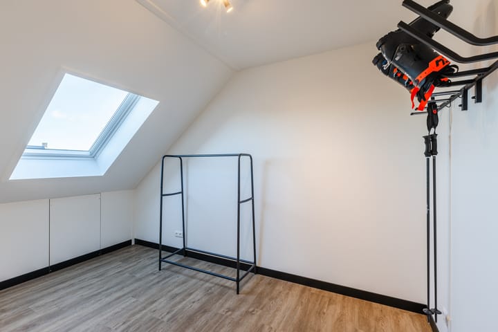 Photo 55 of Penningkruid 86