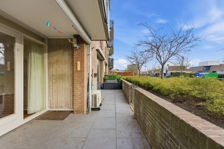 Photo 10 of Zeemanstraat 54