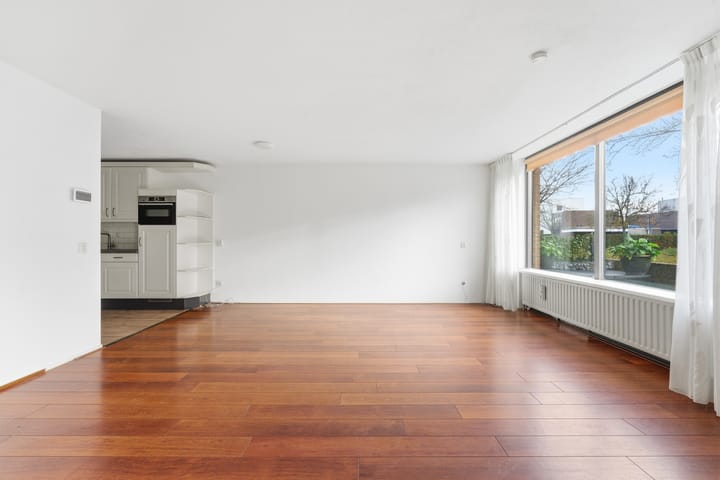 Photo 13 of Zeemanstraat 54