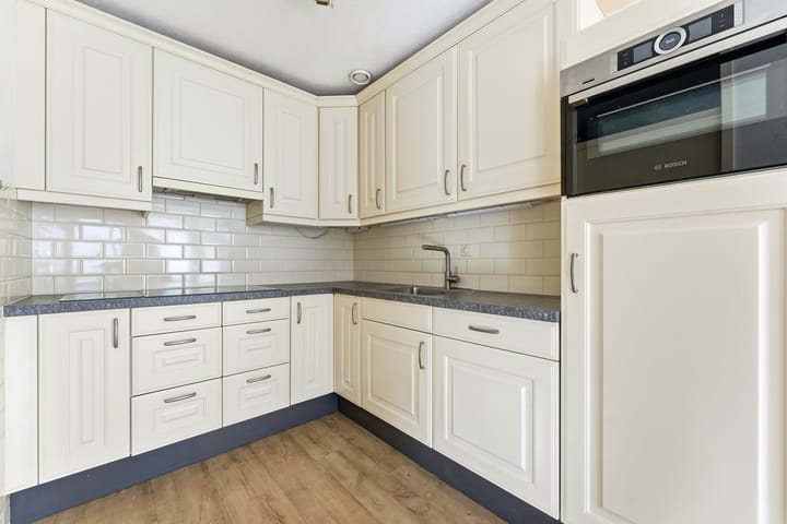 Photo 17 of Zeemanstraat 54