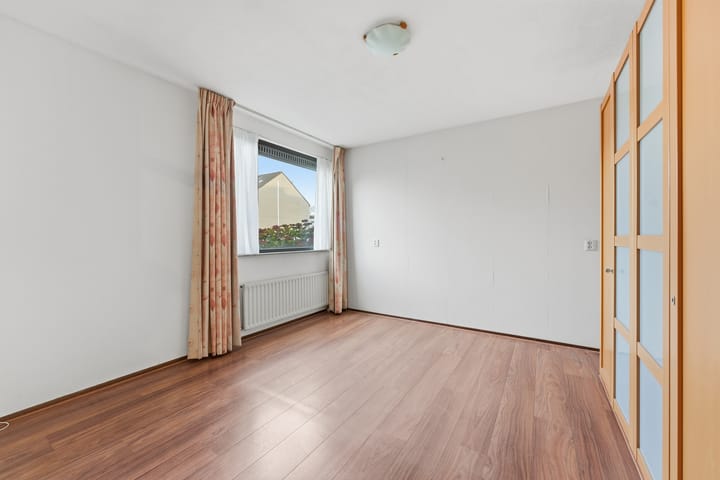 Photo 20 of Zeemanstraat 54