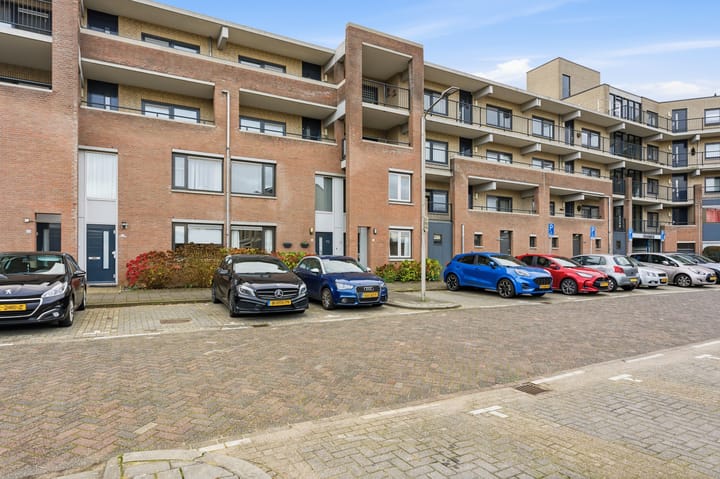 Photo 31 of Zeemanstraat 54