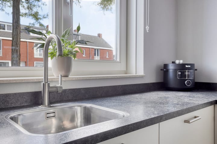 Photo 12 of Thorbeckestraat 16