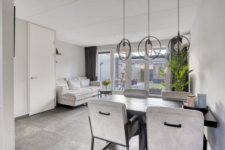 Photo 13 of Thorbeckestraat 16