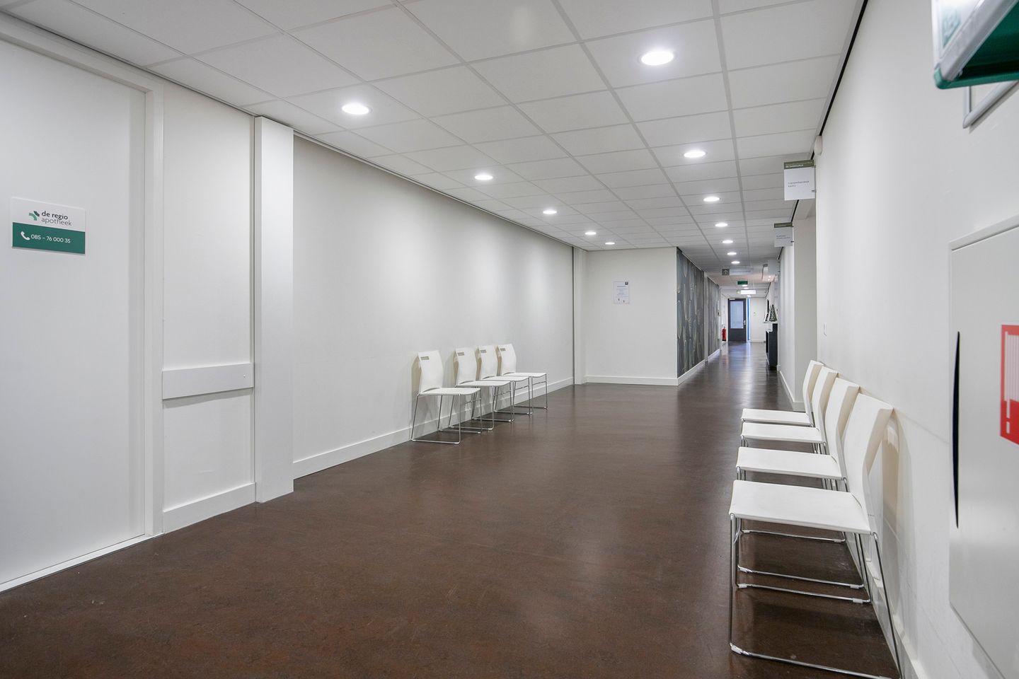 View photo 2 of Tamboer 8