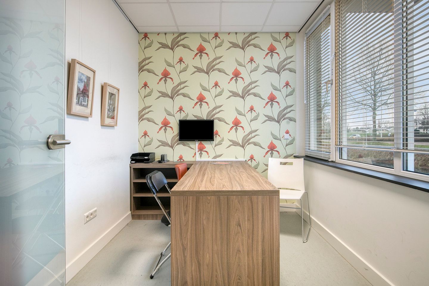 View photo 5 of Tamboer 8