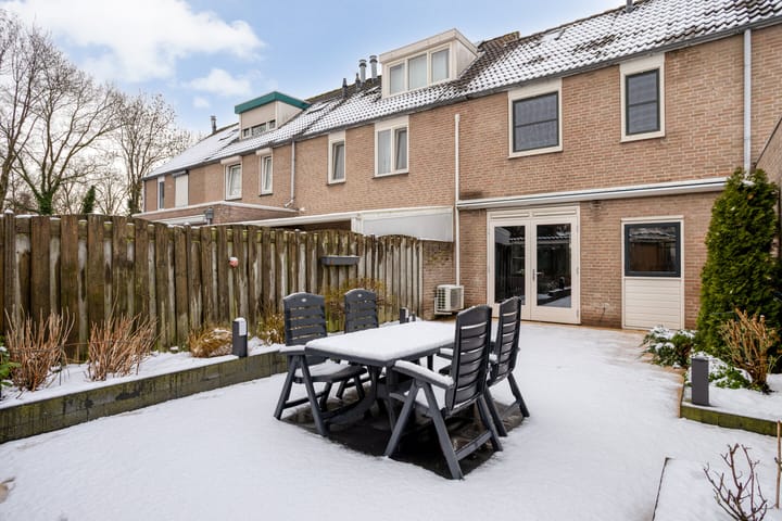 Foto 32 van Cederlaar 67