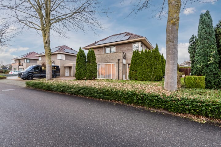 Photo 2 of Golfresidentie 87