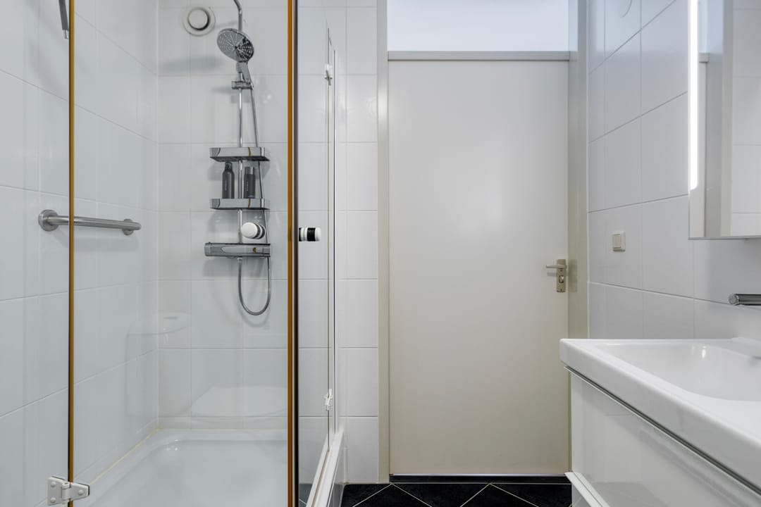 Foto 28 van Van Leeuwenhoeklaan 13