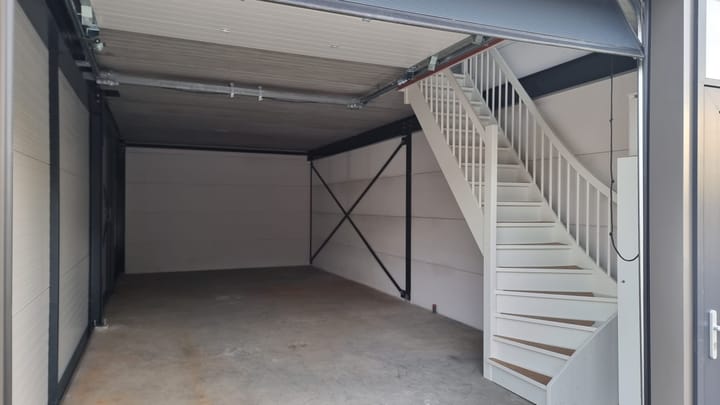 Foto 10 van Blankenstein 680-E