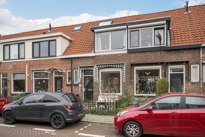 Leliestraat 15