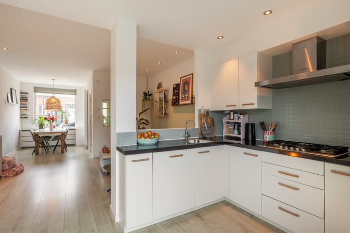 Foto 20 van Leliestraat 15