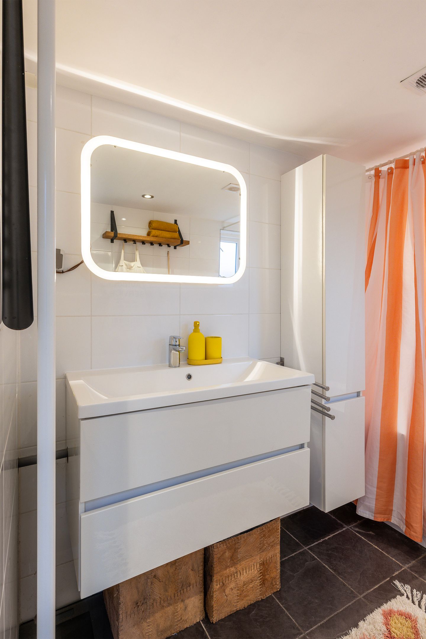 Foto 25 van Leliestraat 15