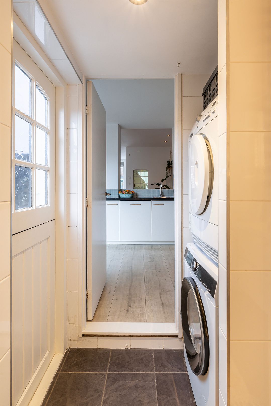 Foto 26 van Leliestraat 15