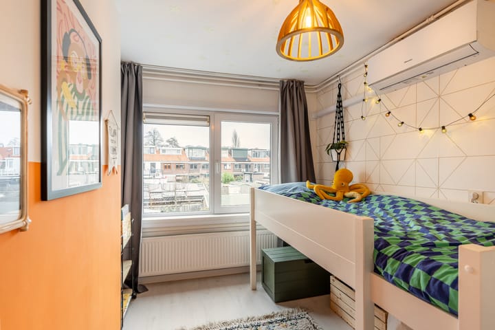 Foto 32 van Leliestraat 15