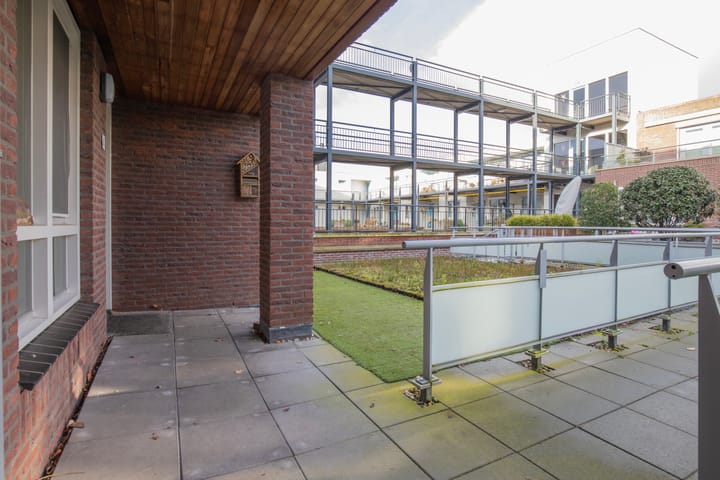 Foto 4 van De Weteringsehof 4