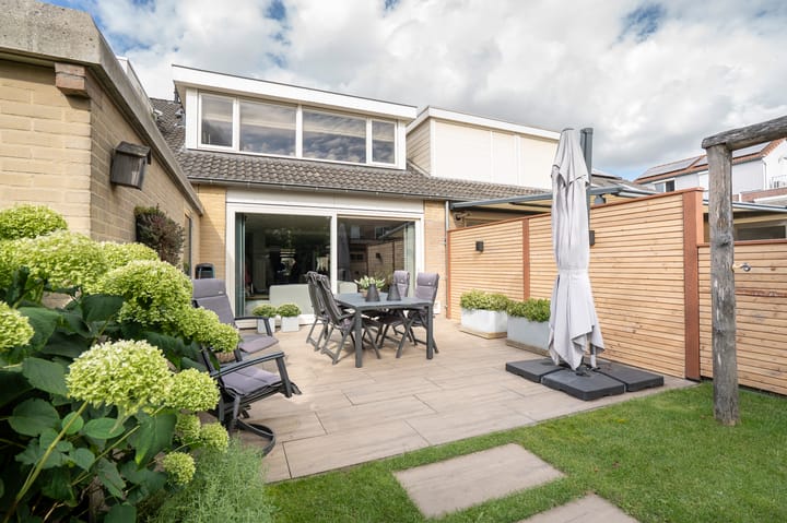 Foto 28 van Jacob van Looyhof 5