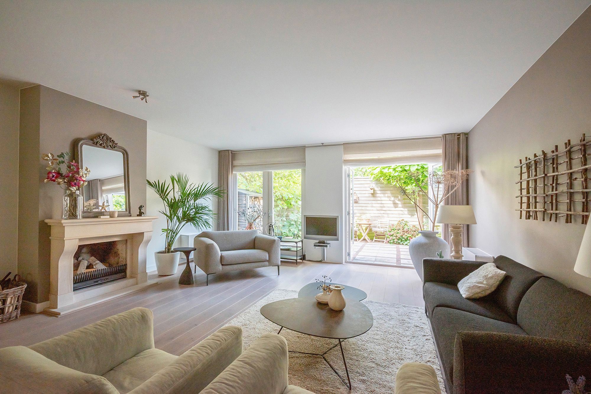 Photo 12 of Wegastraat 26