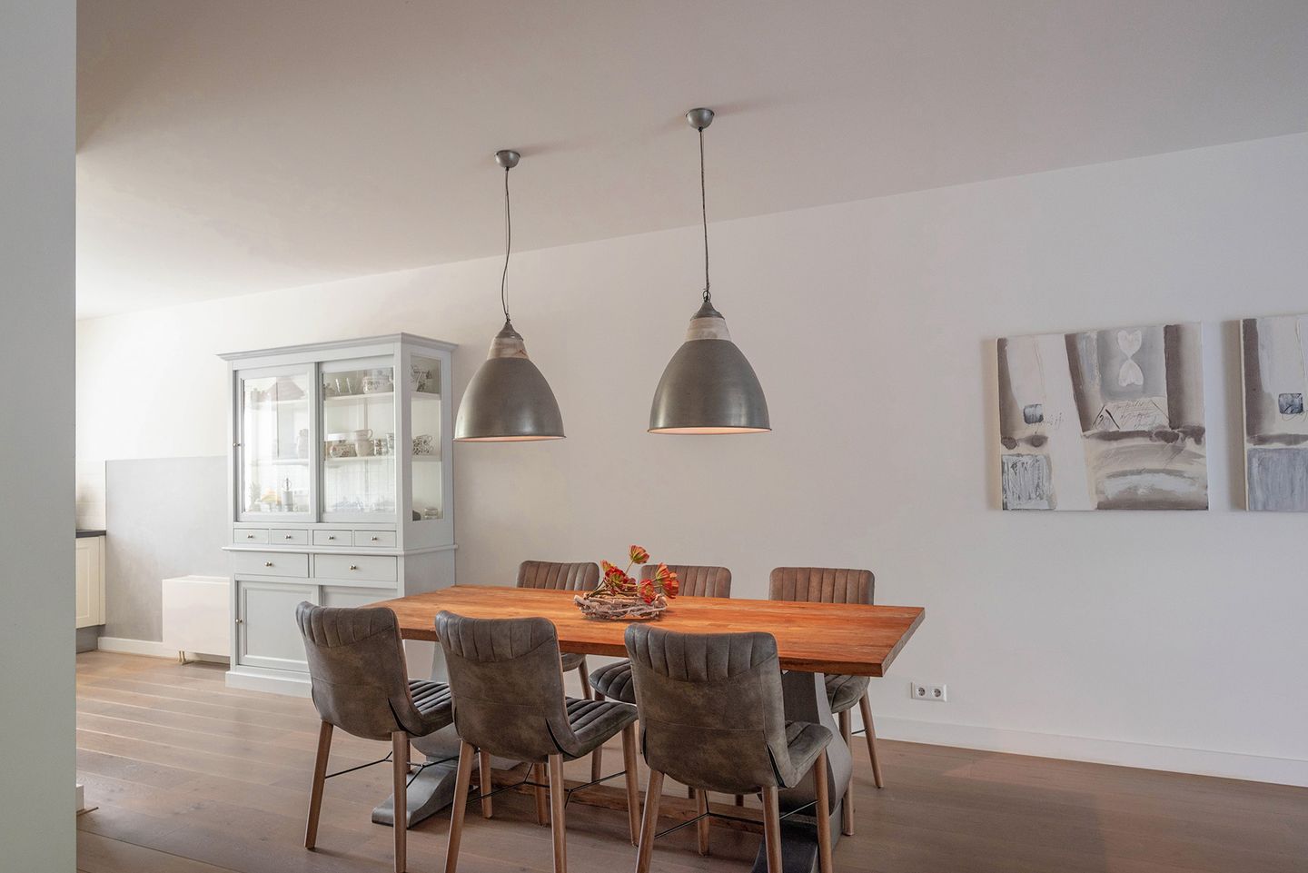 Photo 20 of Wegastraat 26