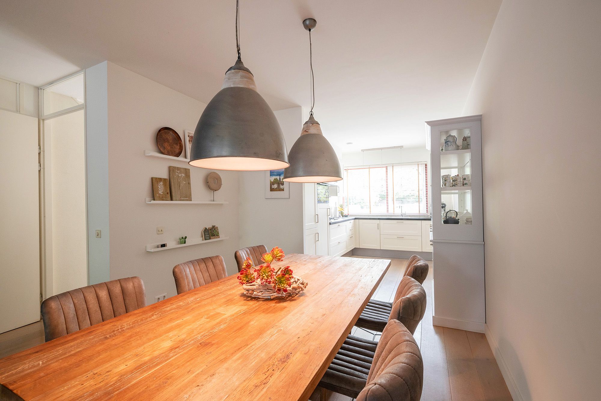 Photo 21 of Wegastraat 26