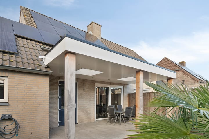 Photo 2 of Reeneik 40