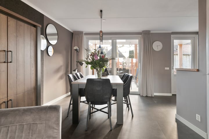 Photo 7 of Reeneik 40