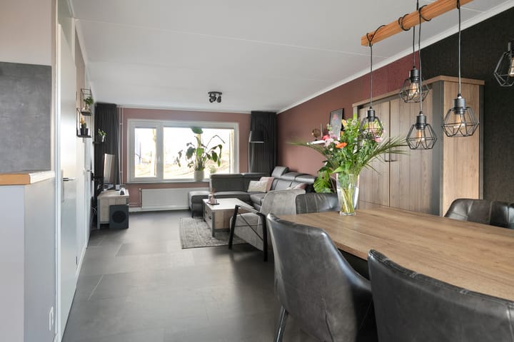 Photo 10 of Reeneik 40