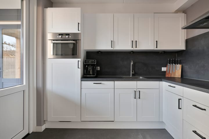 Photo 12 of Reeneik 40