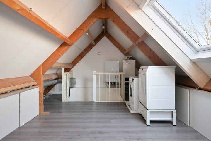 Photo 24 of Reeneik 40