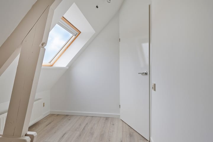 Photo 25 of Voorstraat 39-A