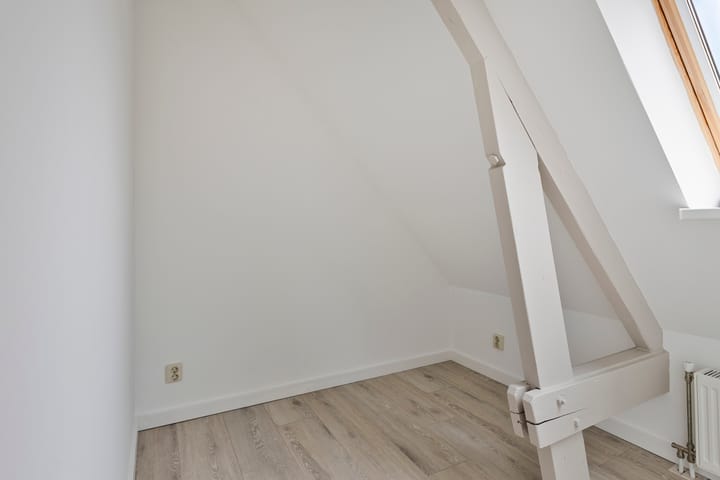 Photo 26 of Voorstraat 39-A