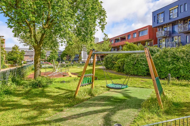 Photo 20 of Flemingstraat 94-B