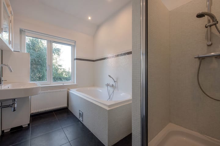 Foto 37 van Sportlaan 295