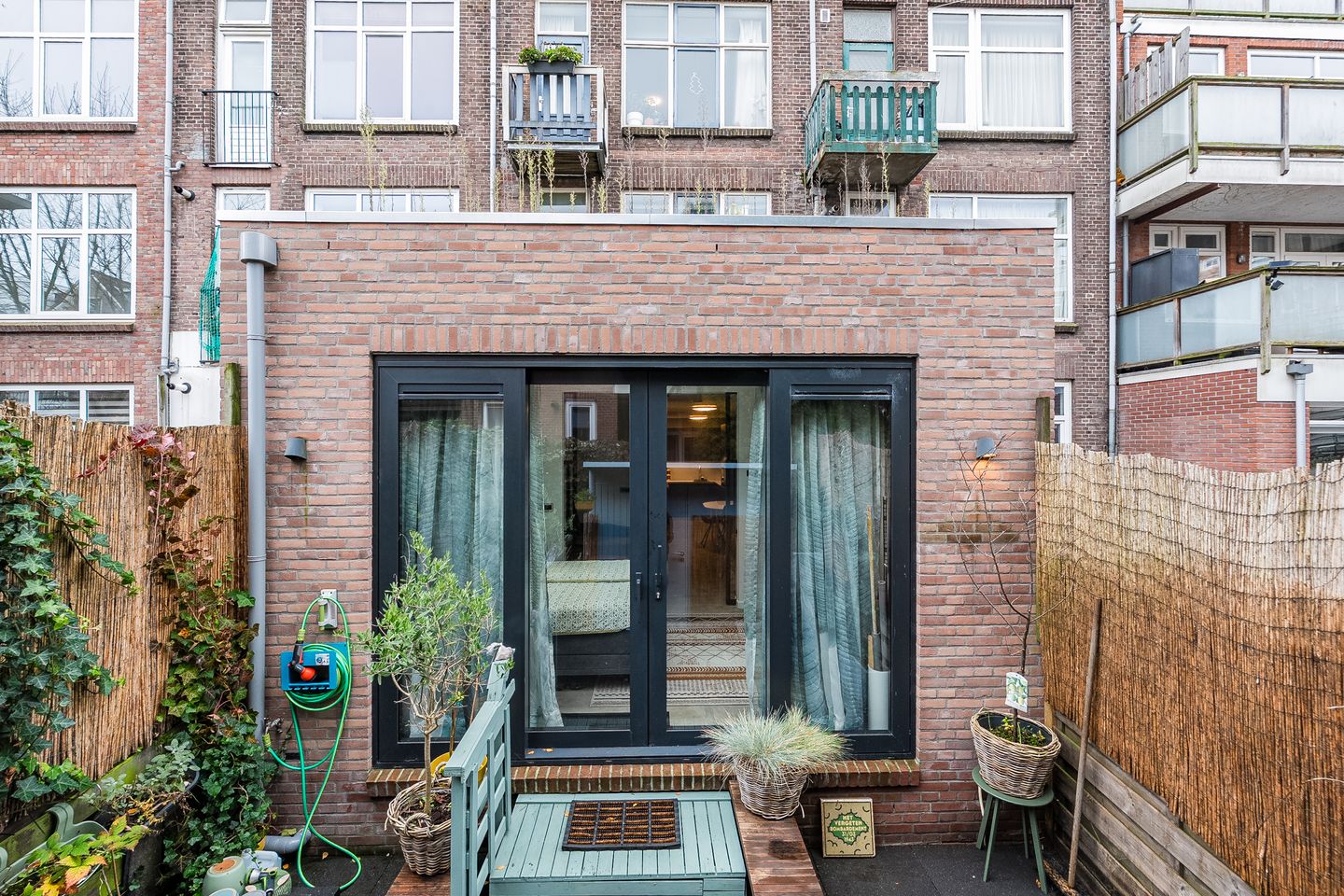 Foto 29 van Oostvoornsestraat 19-B