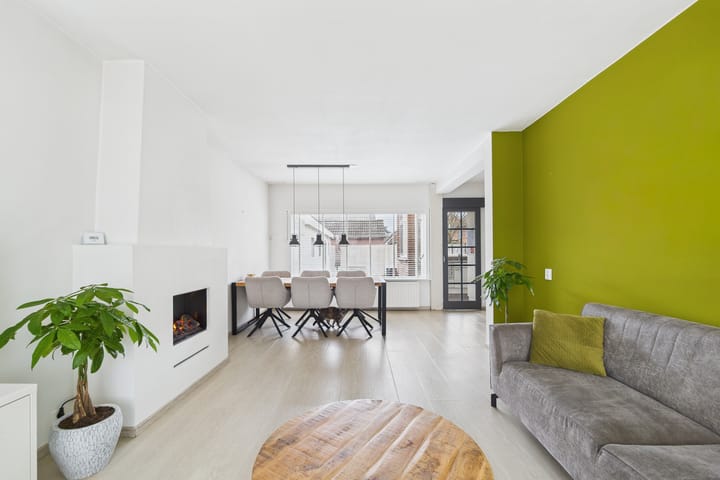 Photo 2 of Koninginnelaan 30