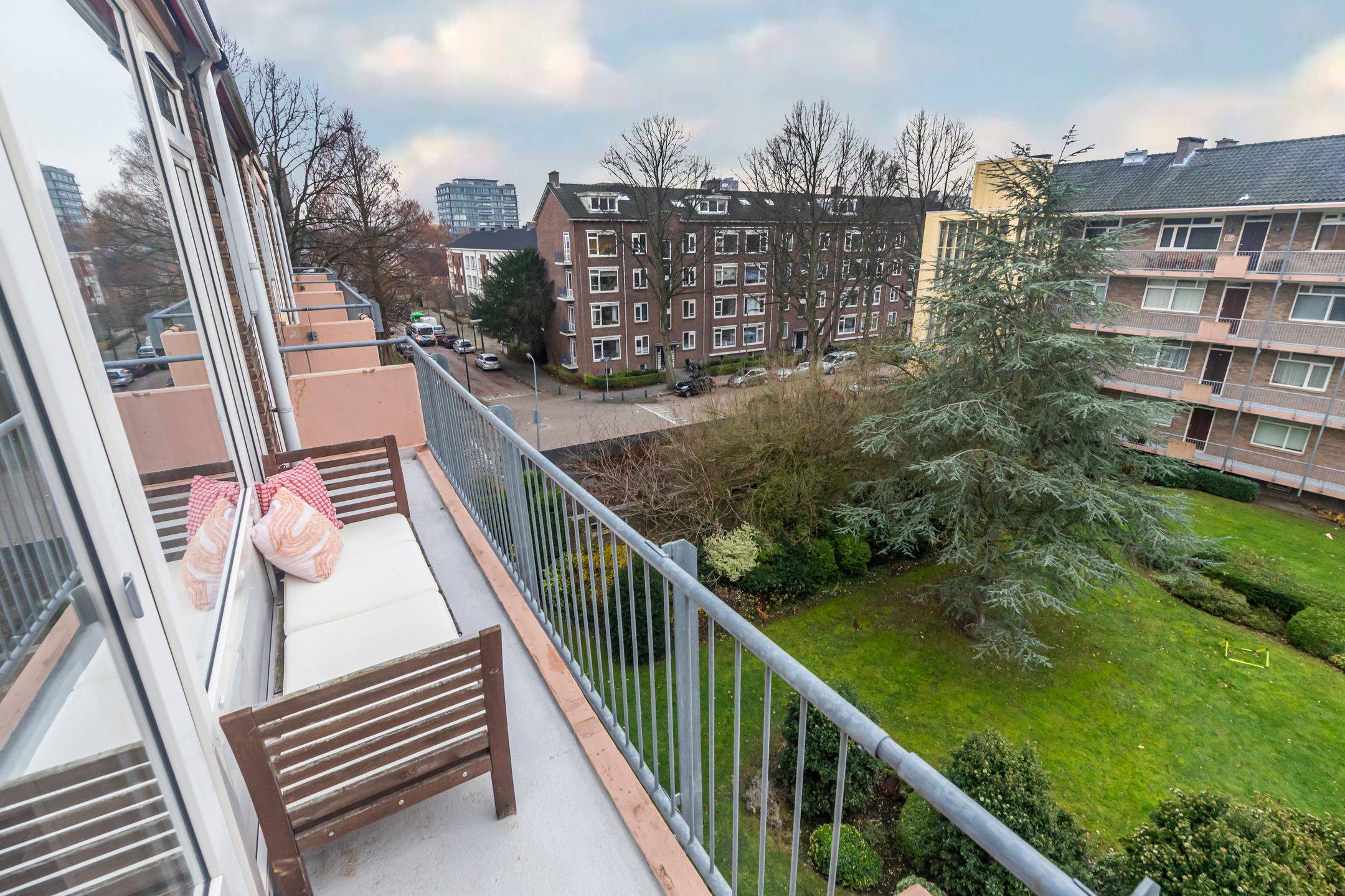 Foto 21 van Dr H. Colijnlaan 36