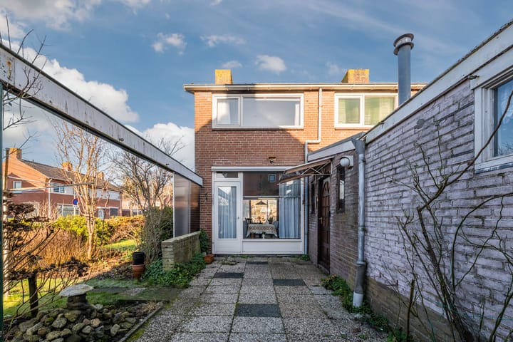 Foto 35 van Magninstraat 2