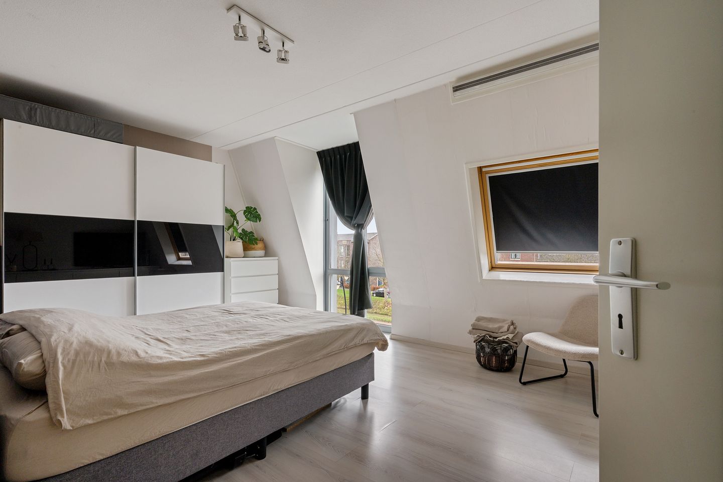 Foto 10 van Pieter van Vollenhovenstraat 11