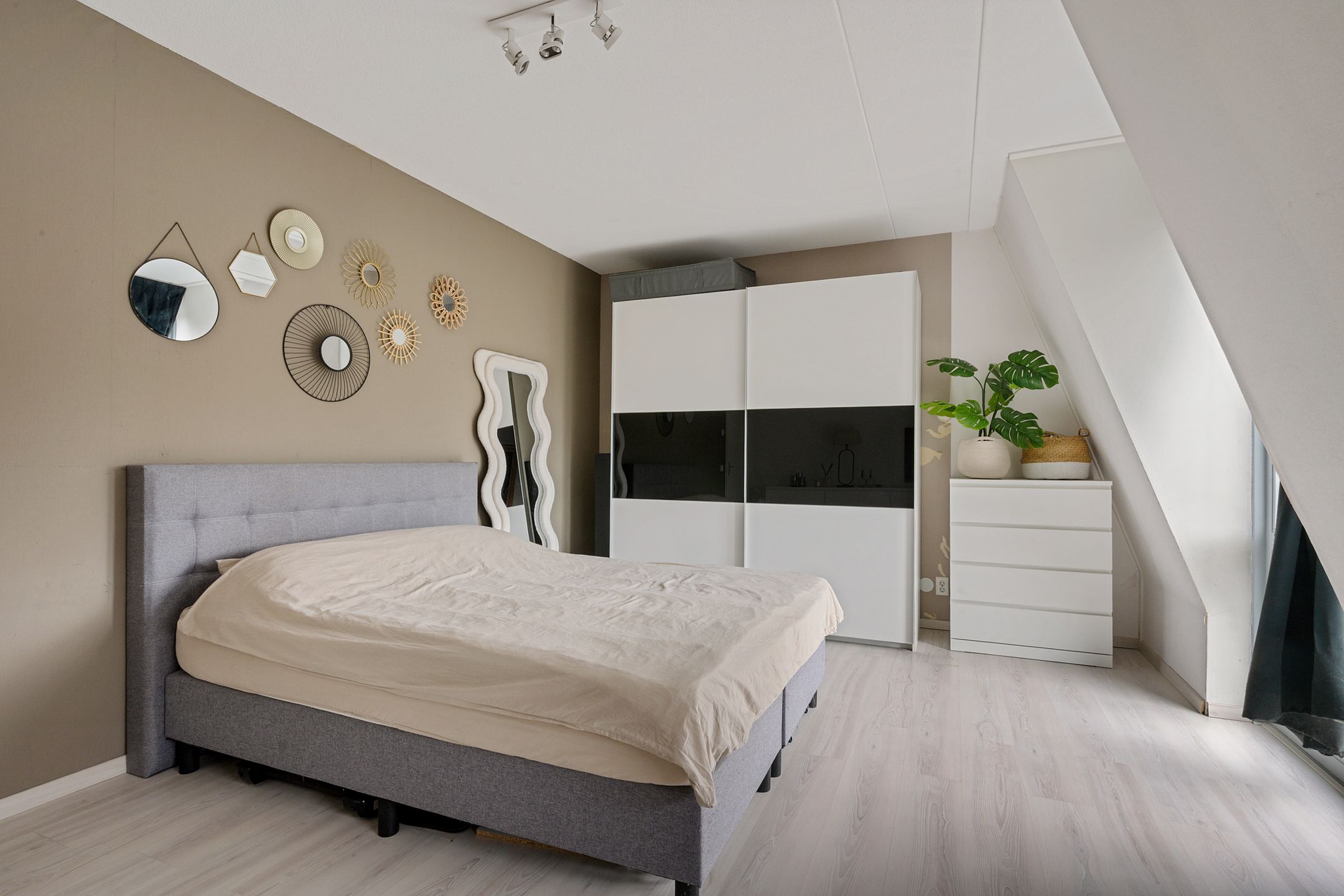 Foto 12 van Pieter van Vollenhovenstraat 11