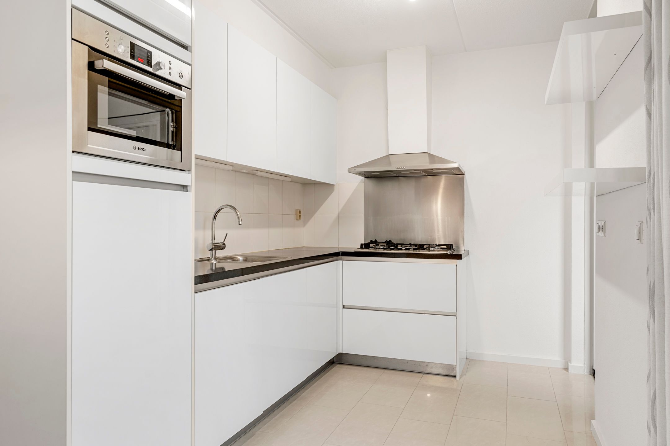 Photo 6 of Heyenerf 24