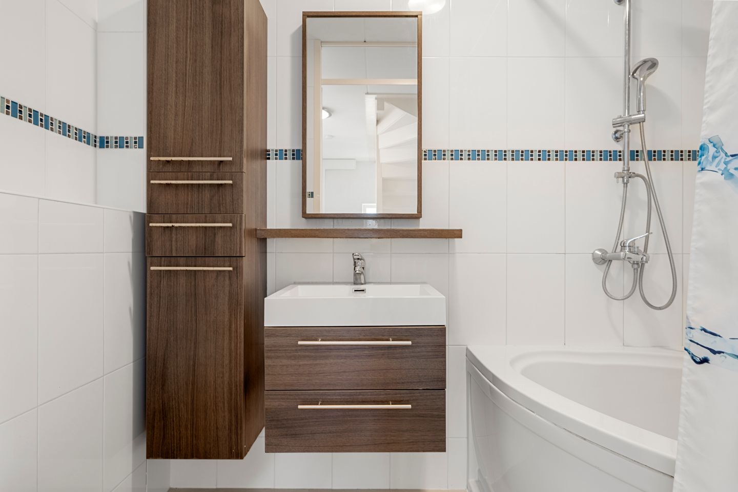 Photo 35 of Heyenerf 24