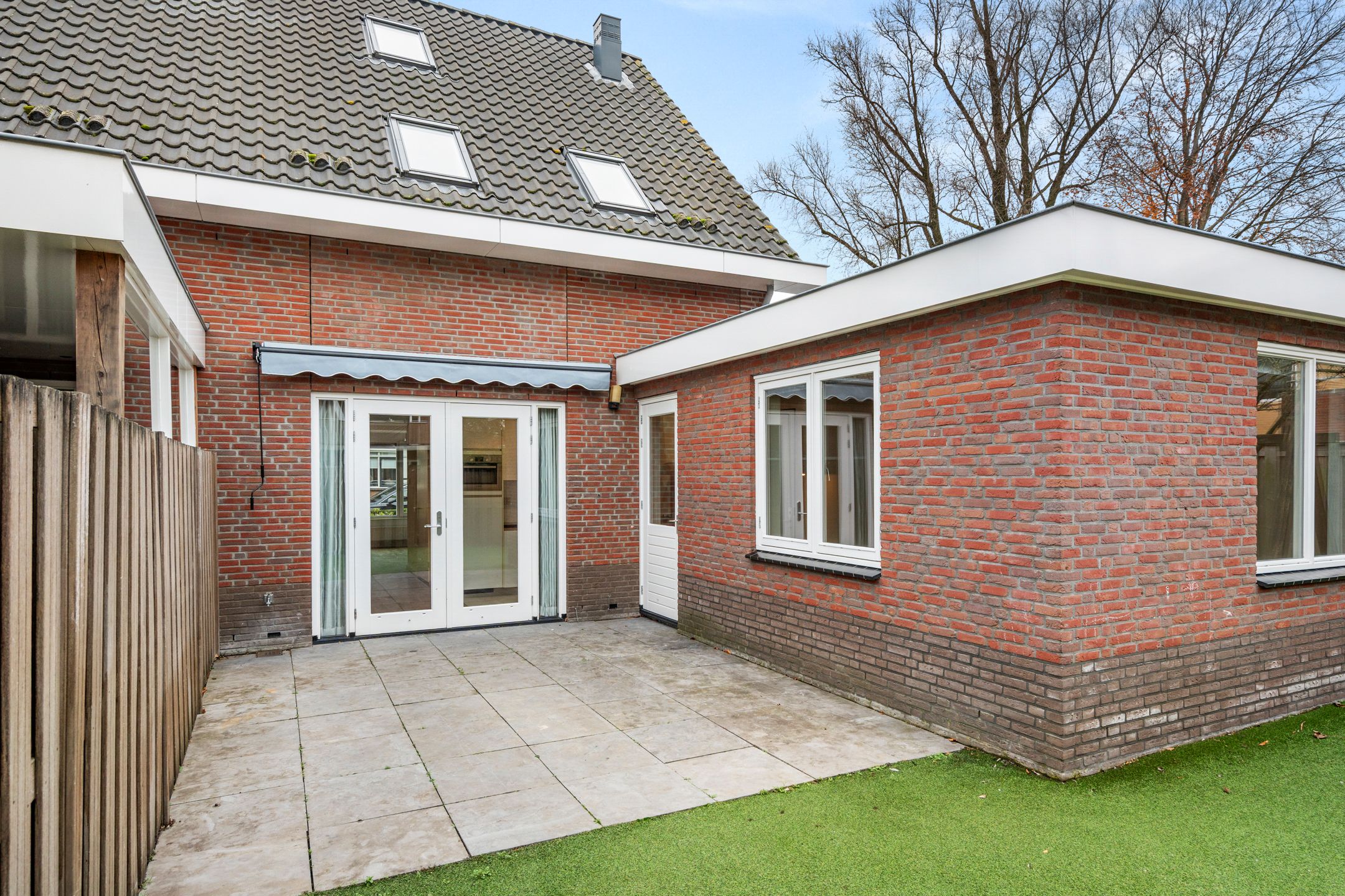 Photo 42 of Heyenerf 24