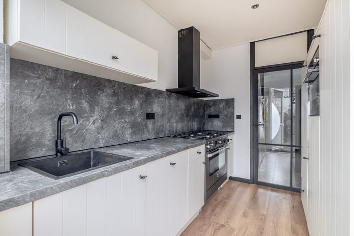 Foto 18 van Braakmanstraat 12