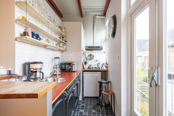 Photo 15 of Jan Goeverneurstraat 28-A