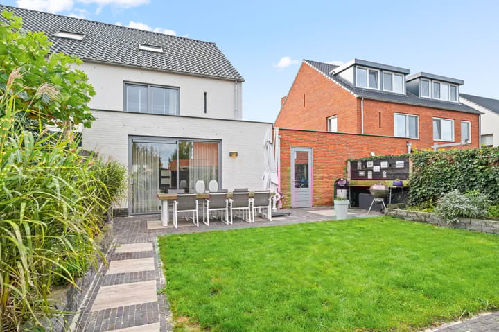 Photo 31 of Eikepagelaan 204