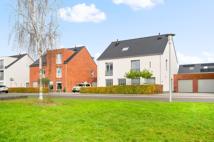 Photo 39 of Eikepagelaan 204