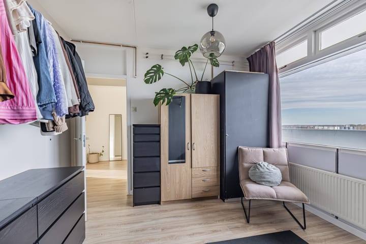 Foto 20 van Tjaarda 106