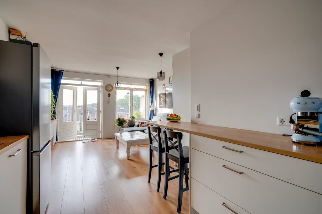 Photo 8 of Oosterstraat 15-C