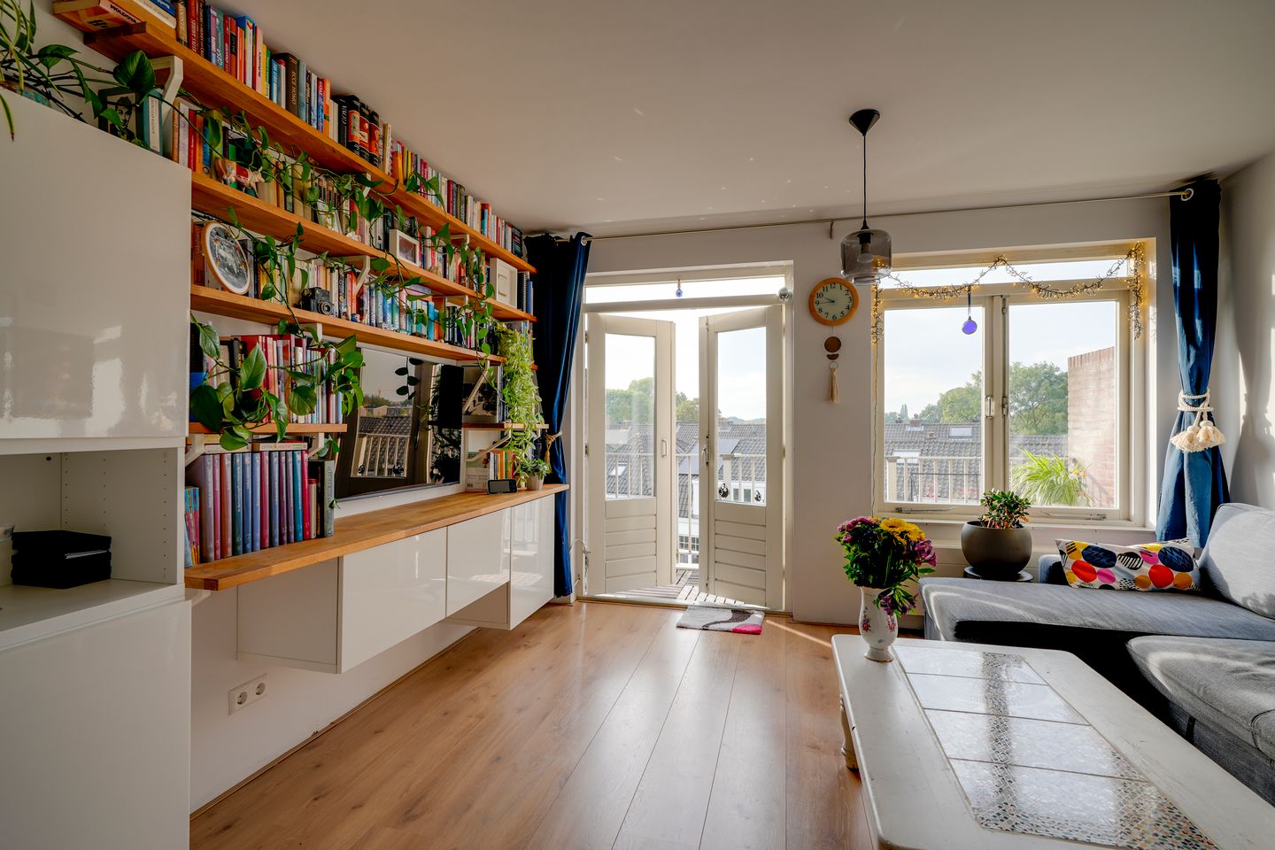 Photo 10 of Oosterstraat 15-C