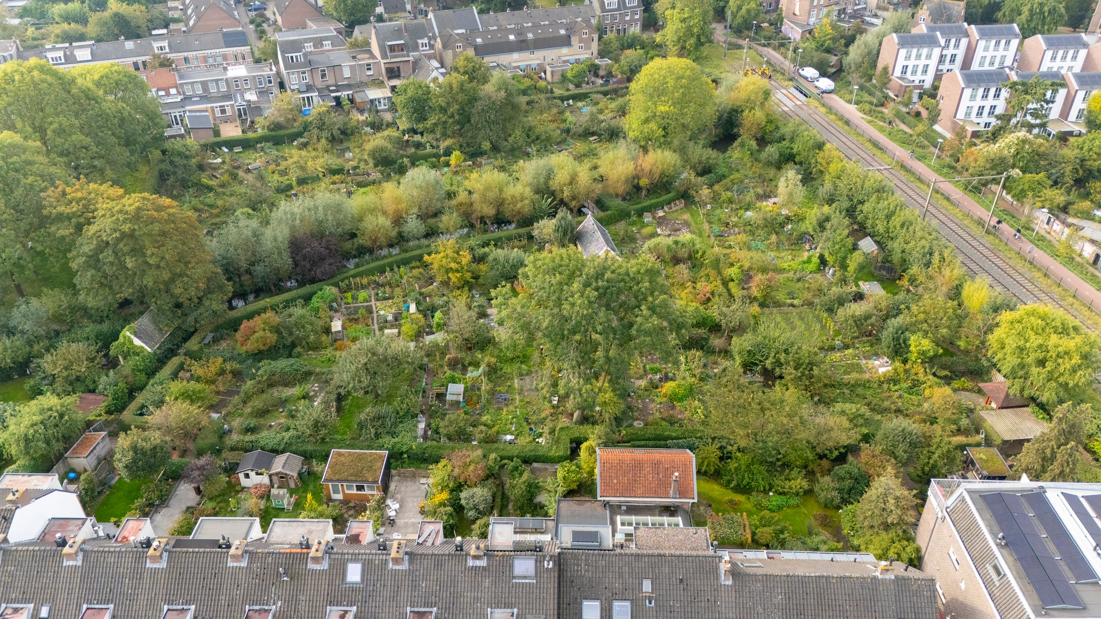 Photo 36 of Oosterstraat 15-C